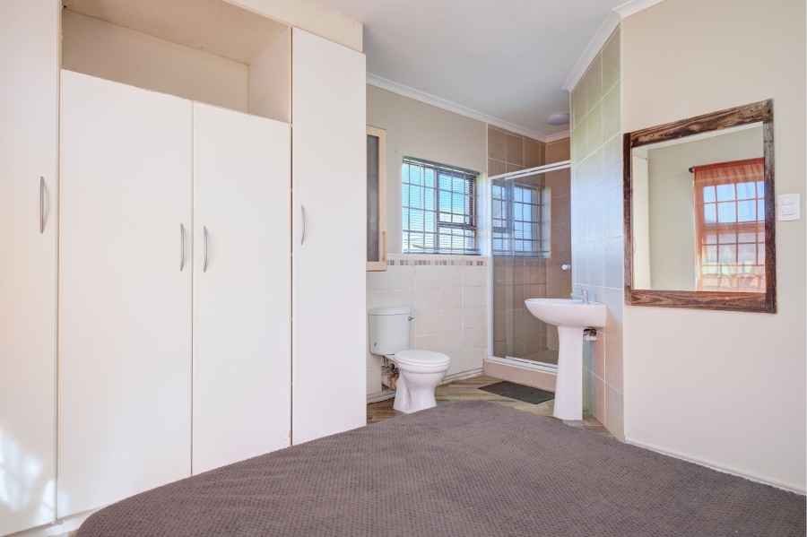 3 Bedroom Property for Sale in Sherwood Eastern Cape